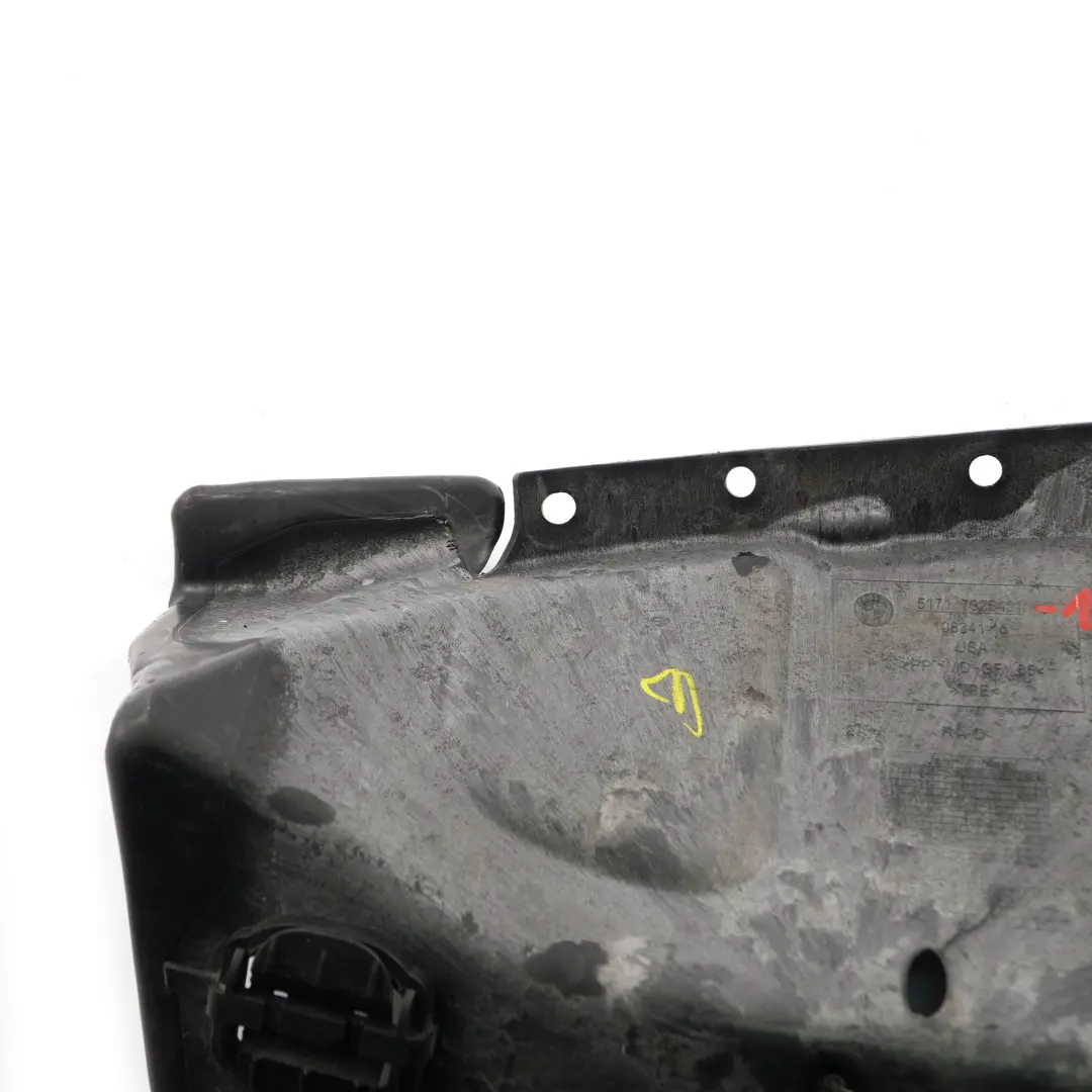 BMW X5 E70 Passage de roue avant gauche couvercle de boîtier 7161745 - SKU 7325401-1 - Numéro de pièce 7325401