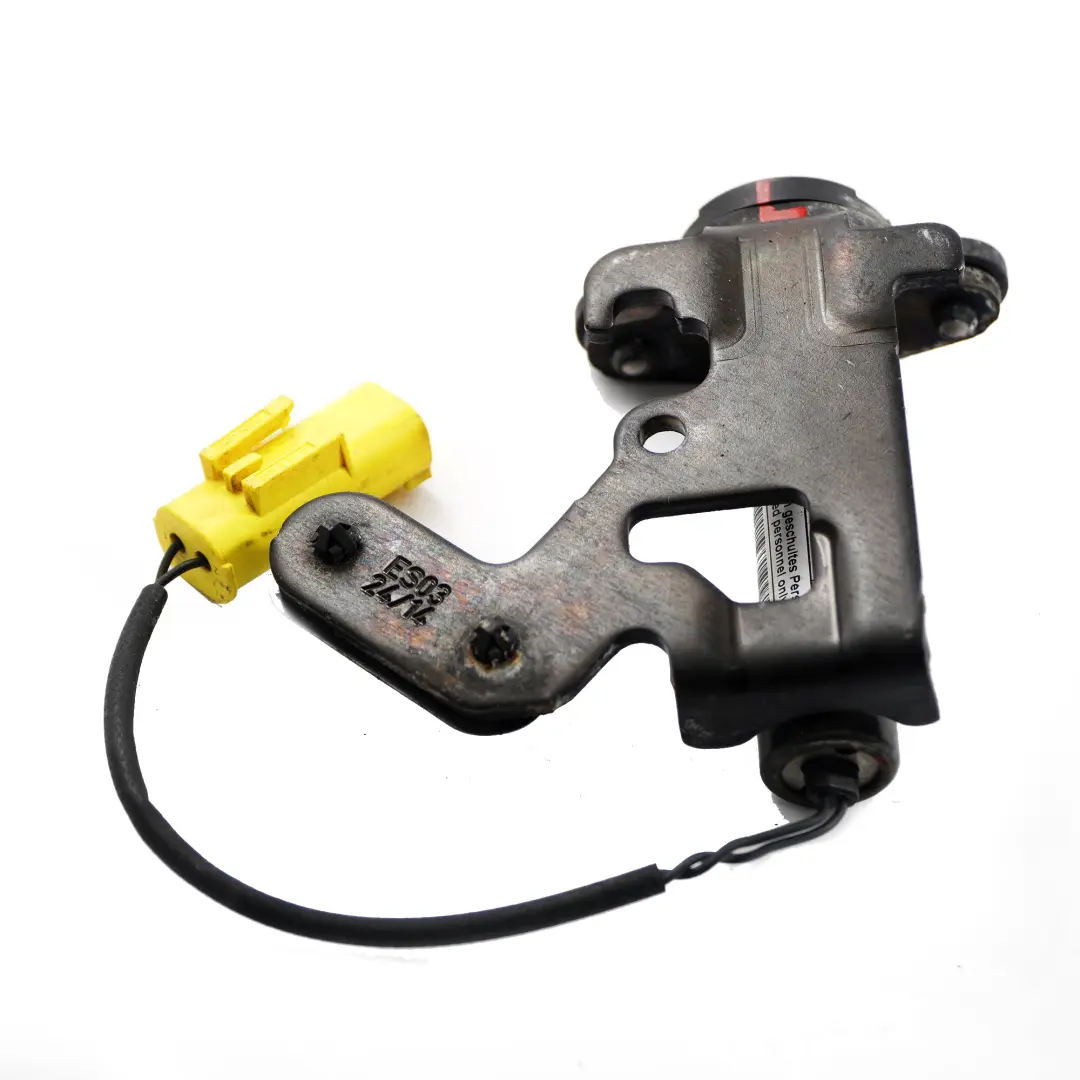 Actionneur charnière de capot Protection piétons gauche pour BMW X5 F15 à propos du numéro de pièce 7326019 BMW X5 F15 Actionneur charnière de capot Protection piétons gauche - SKU 7326019 - Numéro de pièce 7326019