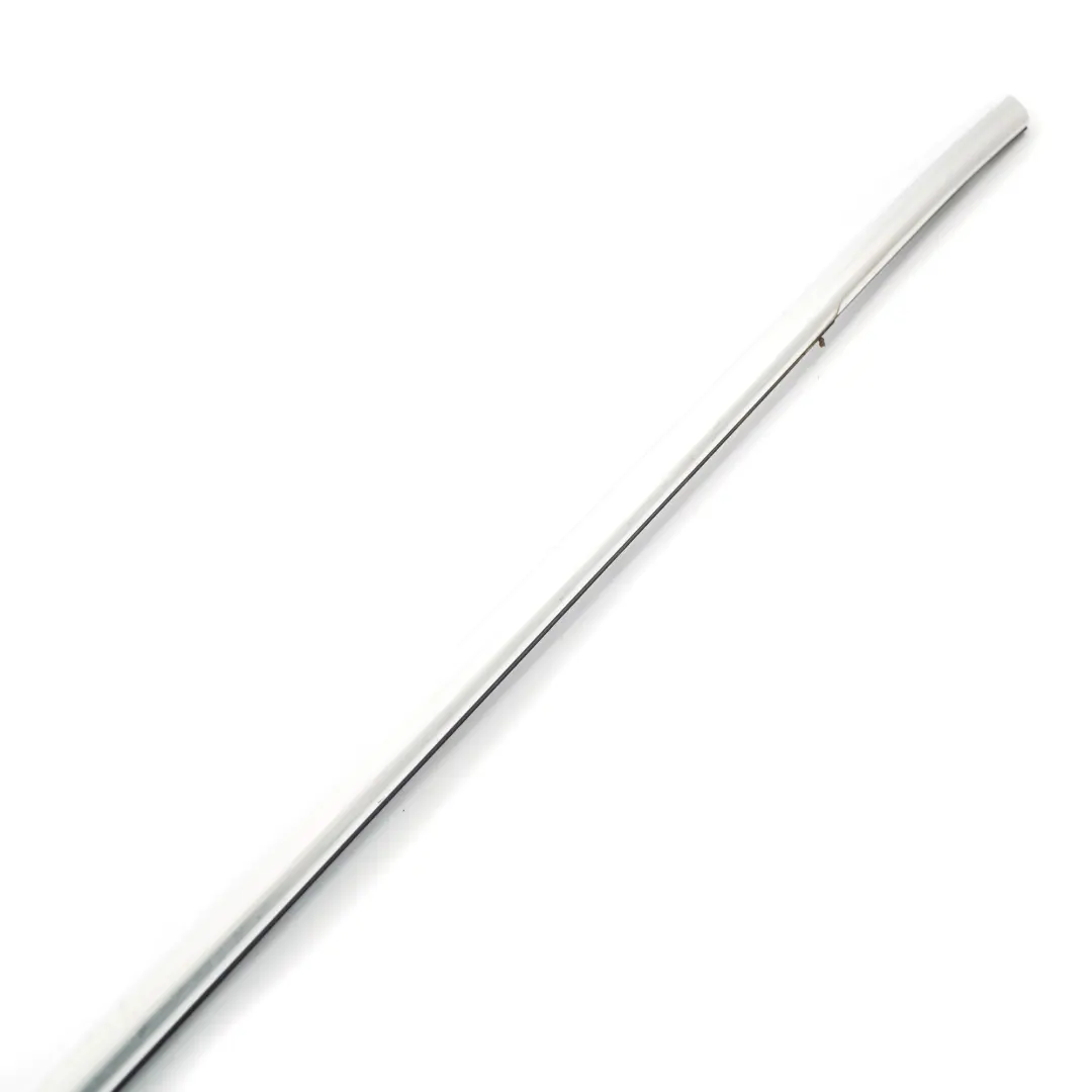 Canal Cubierta Exterior Puerta Delantera Izquierda Alu Alto Brillo para BMW F45 F46 con número de pieza 7326139 BMW F45 F46 Canal Cubierta Exterior Puerta Delantera Izquierda Alu Alto Brillo - SKU 7326139 - Número de pieza 7326139