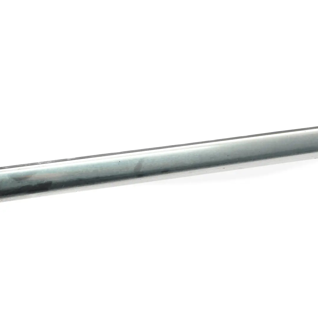 Kanalabdeckung äußere Tür vorne links Alu Hochglanz für BMW F45 F46 mit Teilenummer 7326139 BMW F45 F46 Kanalabdeckung äußere Tür vorne links Alu Hochglanz - SKU 7326139 - Teilenummer 7326139