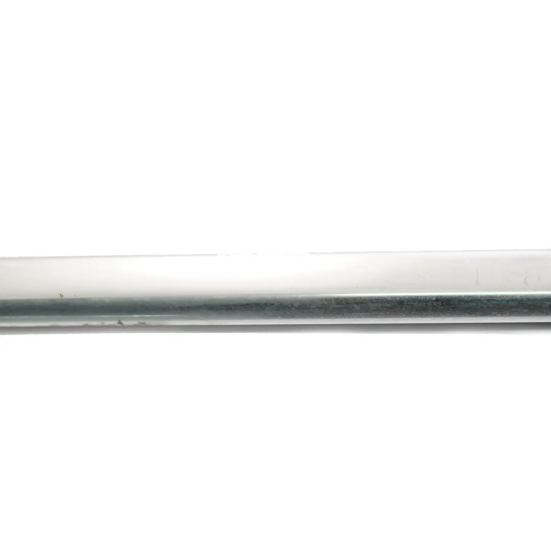 Cache Canal Extérieur Porte Arrière Droite Ligne Chromée pour BMW F45 à propos du numéro de pièce 7326142 BMW F45 Cache Canal Extérieur Porte Arrière Droite Ligne Chromée - SKU 7326142 - Numéro de pièce 7326142