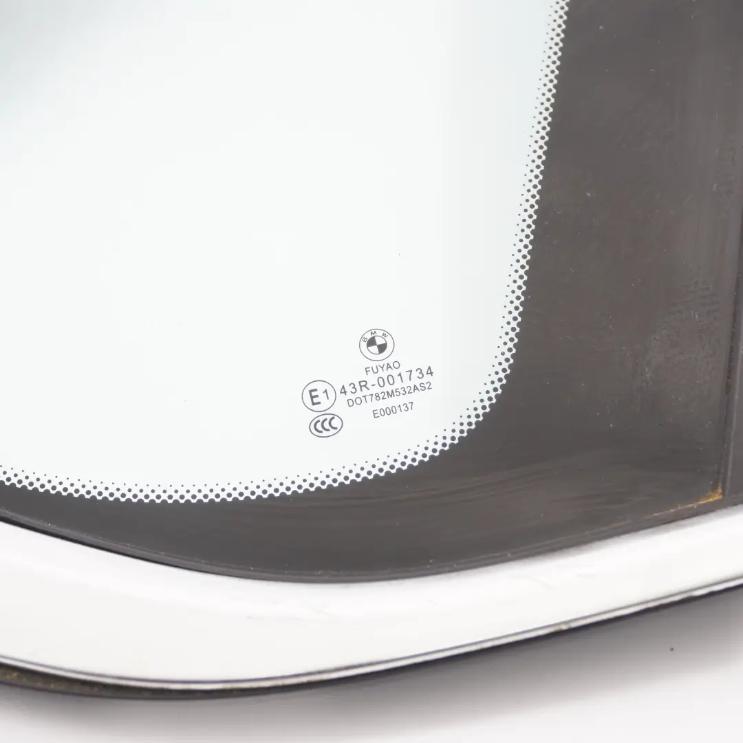 Ventana Cuarto Vidrio Lado Fijo Puerta Trasera Derecha AS2 Cromo para BMW F45 con número de pieza 7326152 BMW F45 Ventana Cuarto Vidrio Lado Fijo Puerta Trasera Derecha AS2 Cromo - SKU 7326152 - Número de pieza 7326152