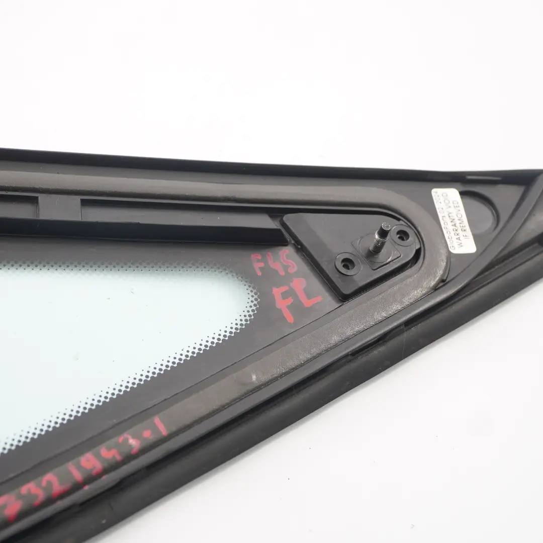 Finestrino Quartiere Anteriore Sinistro Vetro AS2 Vetro Cromo per BMW F45 con numero di parte 7326155 BMW F45 Finestrino Quartiere Anteriore Sinistro Vetro AS2 Vetro Cromo - SKU 7326155 - Numero di parte 7326155