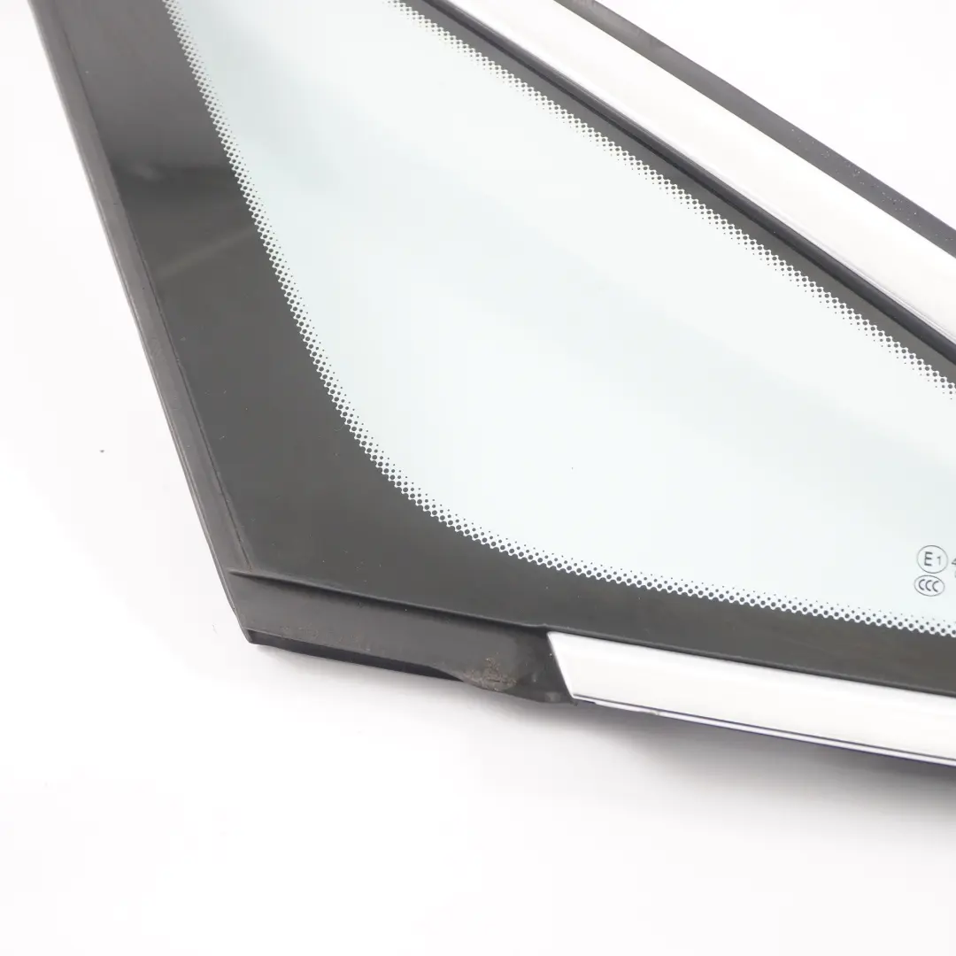Viertel Fenster Vorne Rechts Dreieck Glas AS2 Verglasung Chrom für BMW F45 mit Teilenummer 7326156 BMW F45 Viertel Fenster Vorne Rechts Dreieck Glas AS2 Verglasung Chrom - SKU 7326156 - Teilenummer 7326156