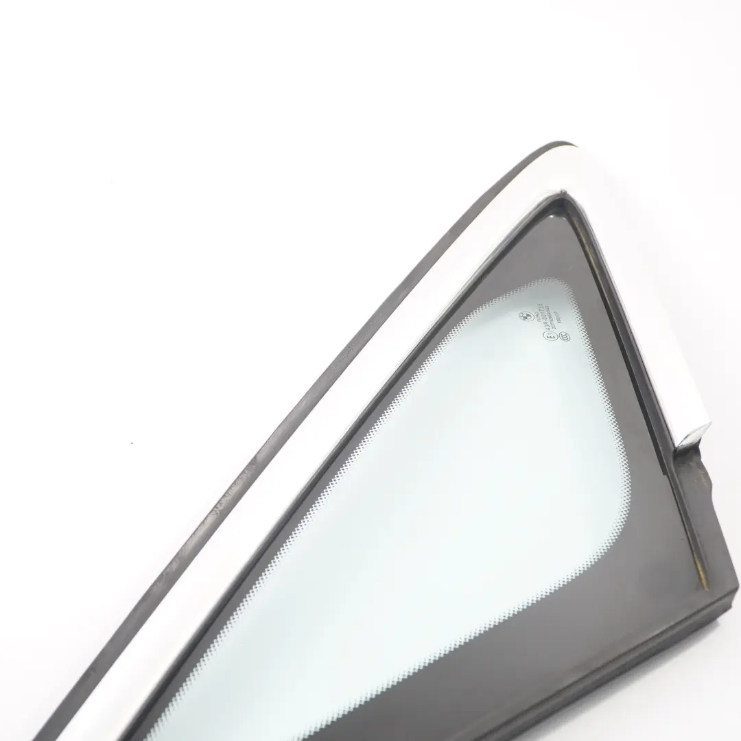 Viertel Fenster Vorne Rechts Dreieck Glas AS2 Verglasung Chrom für BMW F45 mit Teilenummer 7326156 BMW F45 Viertel Fenster Vorne Rechts Dreieck Glas AS2 Verglasung Chrom - SKU 7326156 - Teilenummer 7326156