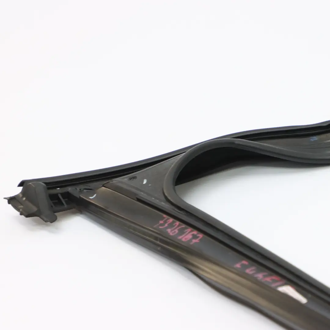 Fensterabdichtung Vordertür Links Führungsrahmen Dichtung für BMW F46 mit Teilenummer 7326167 BMW F46 Fensterabdichtung Vordertür Links Führungsrahmen Dichtung - SKU 7326167 - Teilenummer 7326167