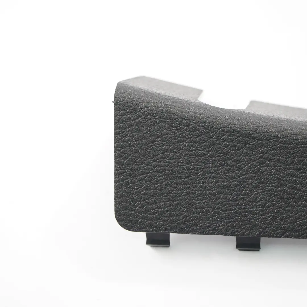 Copertura pavimento bagagliaio Colonna sinistra Panel Nero 7308703 per BMW X5 F15 con numero di parte 7326435 BMW X5 F15 Copertura pavimento bagagliaio Colonna sinistra Panel Nero 7308703 - SKU 7326435 - Numero di parte 7326435