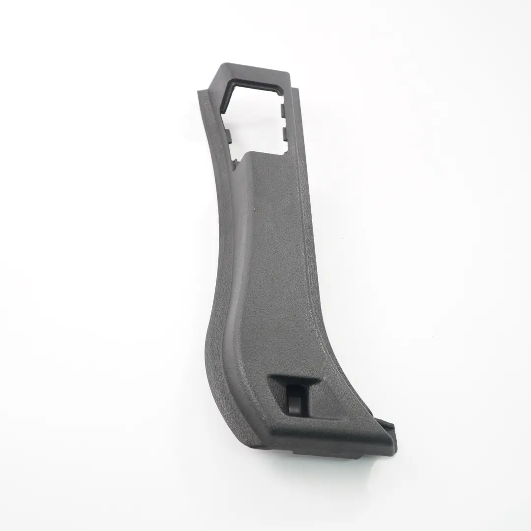 Tapa Pilar D Recorte Trasero Derecho Panel Inferior Negro 7308708 para BMW X5 F15 con número de pieza 7326442 BMW X5 F15 Tapa Pilar D Recorte Trasero Derecho Panel Inferior Negro 7308708 - SKU 7326442 - Número de pieza 7326442