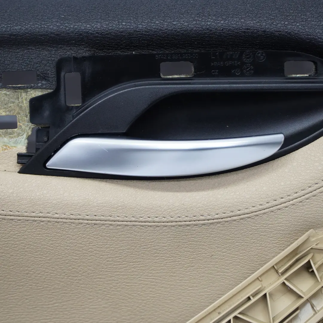 Scheda Porta Anteriore Sinistra Rivestimento Pelle Savanna Beige per BMW X1 E84 con numero di parte 7327189 BMW X1 E84 Scheda Porta Anteriore Sinistra Rivestimento Pelle Savanna Beige - SKU 7327189-1 - Numero di parte 7327189