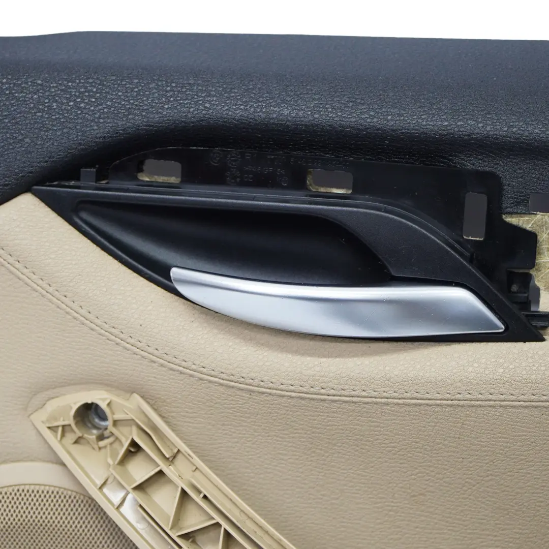 Scheda Porta Anteriore Destra Rivestimento Pelle Nevada Savanna Beige per BMW X1 E84 con numero di parte 7327190 BMW X1 E84 Scheda Porta Anteriore Destra Rivestimento Pelle Nevada Savanna Beige - SKU 7327190-1 - Numero di parte 7327190