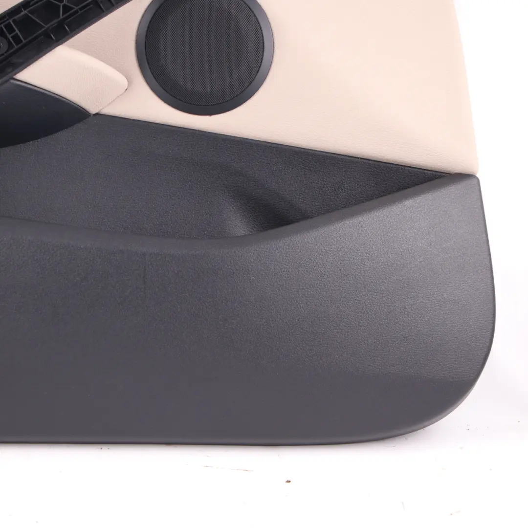 Scheda porta BMW E84 Rivestimento porta anteriore sinistra Pelle Nevada Oyster per con numero di parte 7327195 Scheda porta BMW E84 Rivestimento porta anteriore sinistra Pelle Nevada Oyster - SKU 7327195 - Numero di parte 7327195