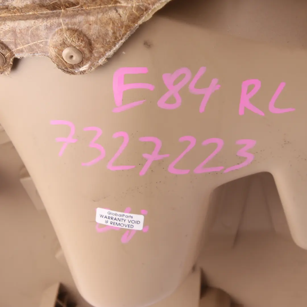 Tarjeta Puerta Trasera Izquierda Forro Guarnición Cuero Nevada Beige para BMW X1 E84 con número de pieza 7327253 BMW X1 E84 Tarjeta Puerta Trasera Izquierda Forro Guarnición Cuero Nevada Beige - SKU 7327253 - Número de pieza 7327253