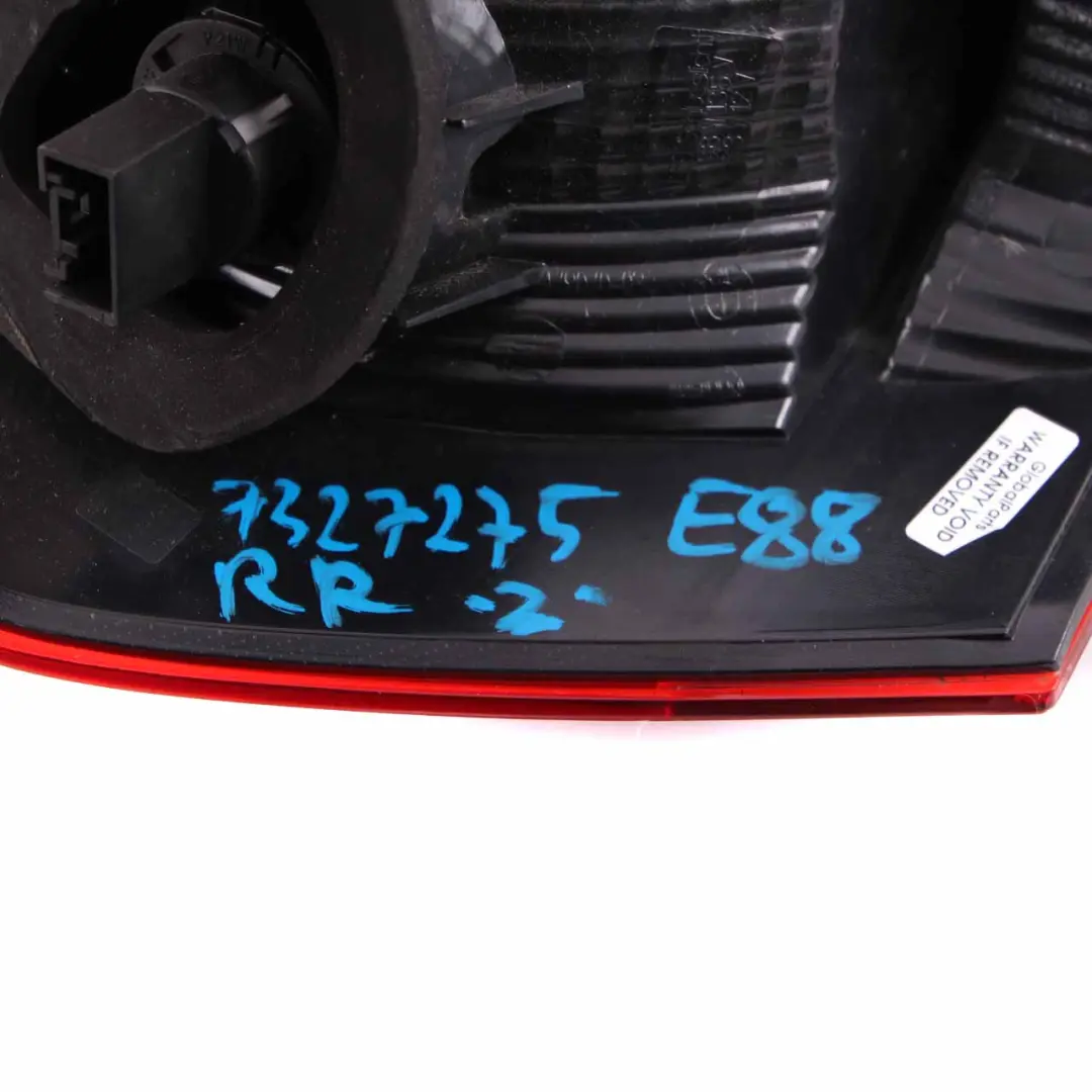 Rückleuchte Sport Rücklicht Rücklicht Seitenwand Rechts für BMW E82 E88 mit Teilenummer 7327276 BMW E82 E88 Rückleuchte Sport Rücklicht Rücklicht Seitenwand Rechts - SKU 7327276 - Teilenummer 7327276