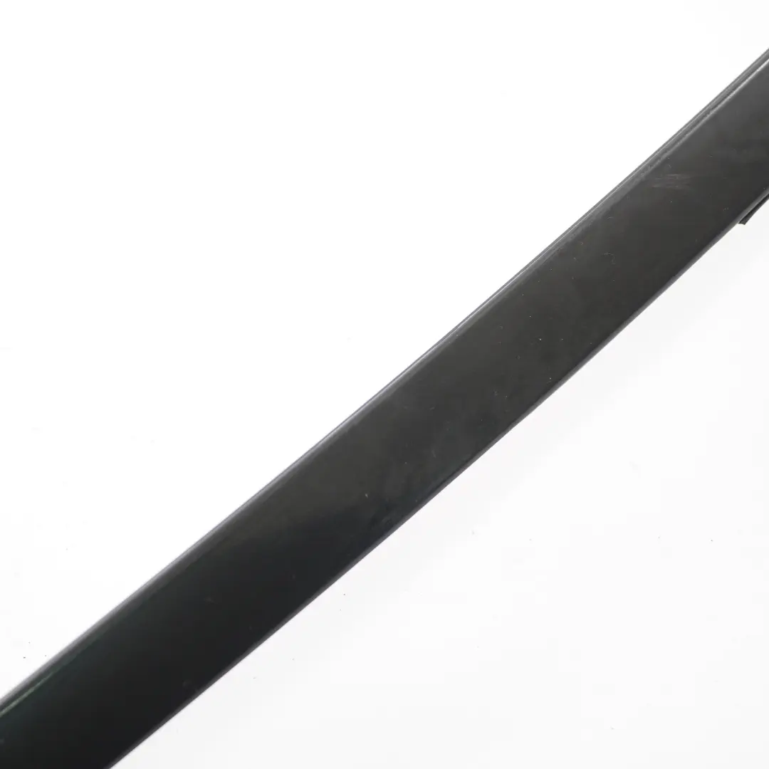 Techo Moldura Barandilla Ribete Listón Derecho Imprimado para BMW F13 con número de pieza 7327968 BMW F13 Techo Moldura Barandilla Ribete Listón Derecho Imprimado - SKU 7327968 - Número de pieza 7327968