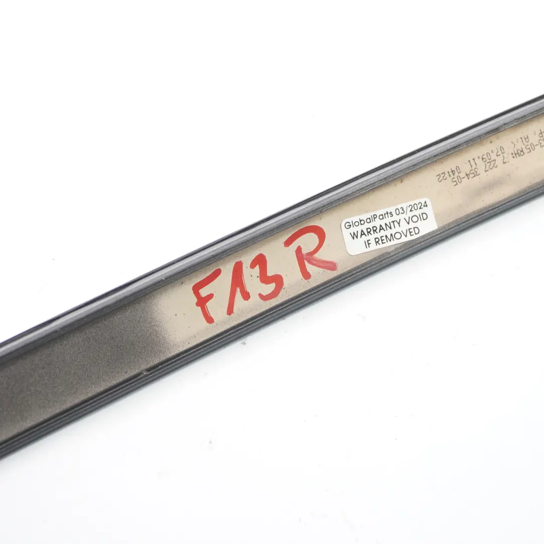 Moulure de Toit Bande de Protection Droite Apprêtée Texturée pour BMW F13 à propos du numéro de pièce 7327968 BMW F13 Moulure de Toit Bande de Protection Droite Apprêtée Texturée - SKU 7327968 - Numéro de pièce 7327968