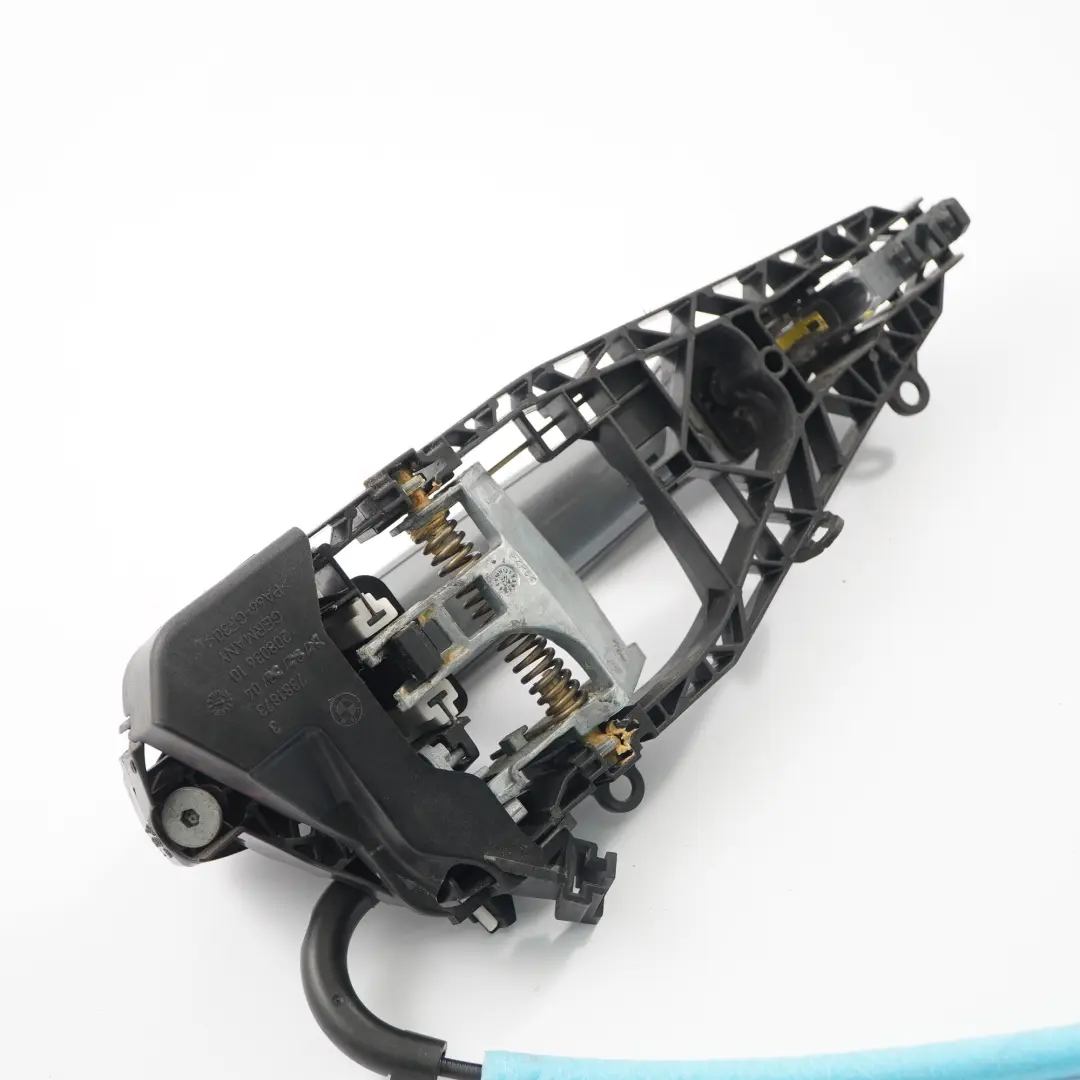 Klamka Drzwi Lewy Tył Szara do BMW X5 F15 o numerze 7328103 BMW X5 F15 Klamka Drzwi Lewy Tył Szara - SKU 7328103-SCG1 - Numer Części 7328103