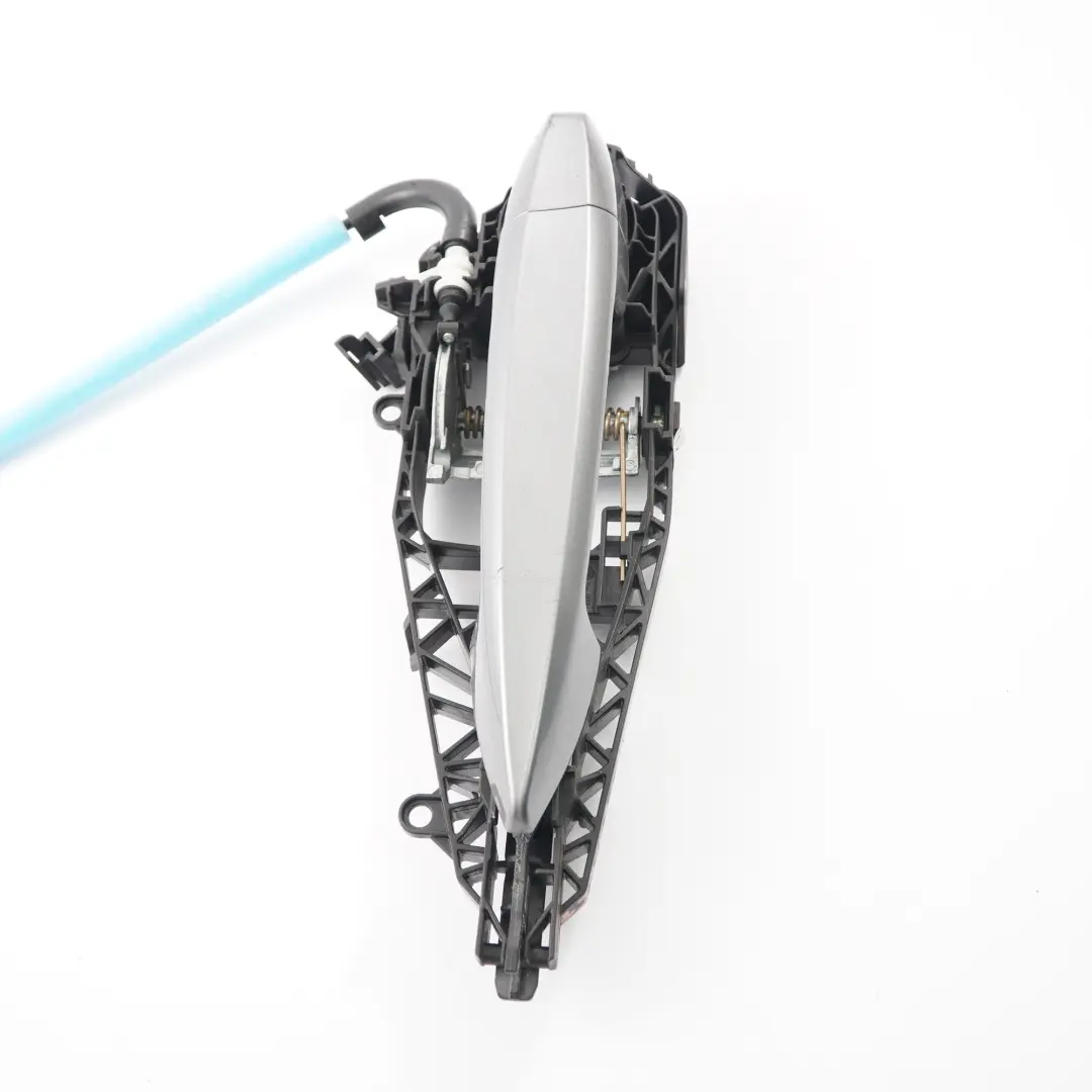 manija de la puerta trasera derecha fuera espacio agarre gris - A52 para BMW X5 F15 con número de pieza 7328103 BMW X5 F15 manija de la puerta trasera derecha fuera espacio agarre gris - A52 - SKU 7328103-SCG - Número de pieza 7328103