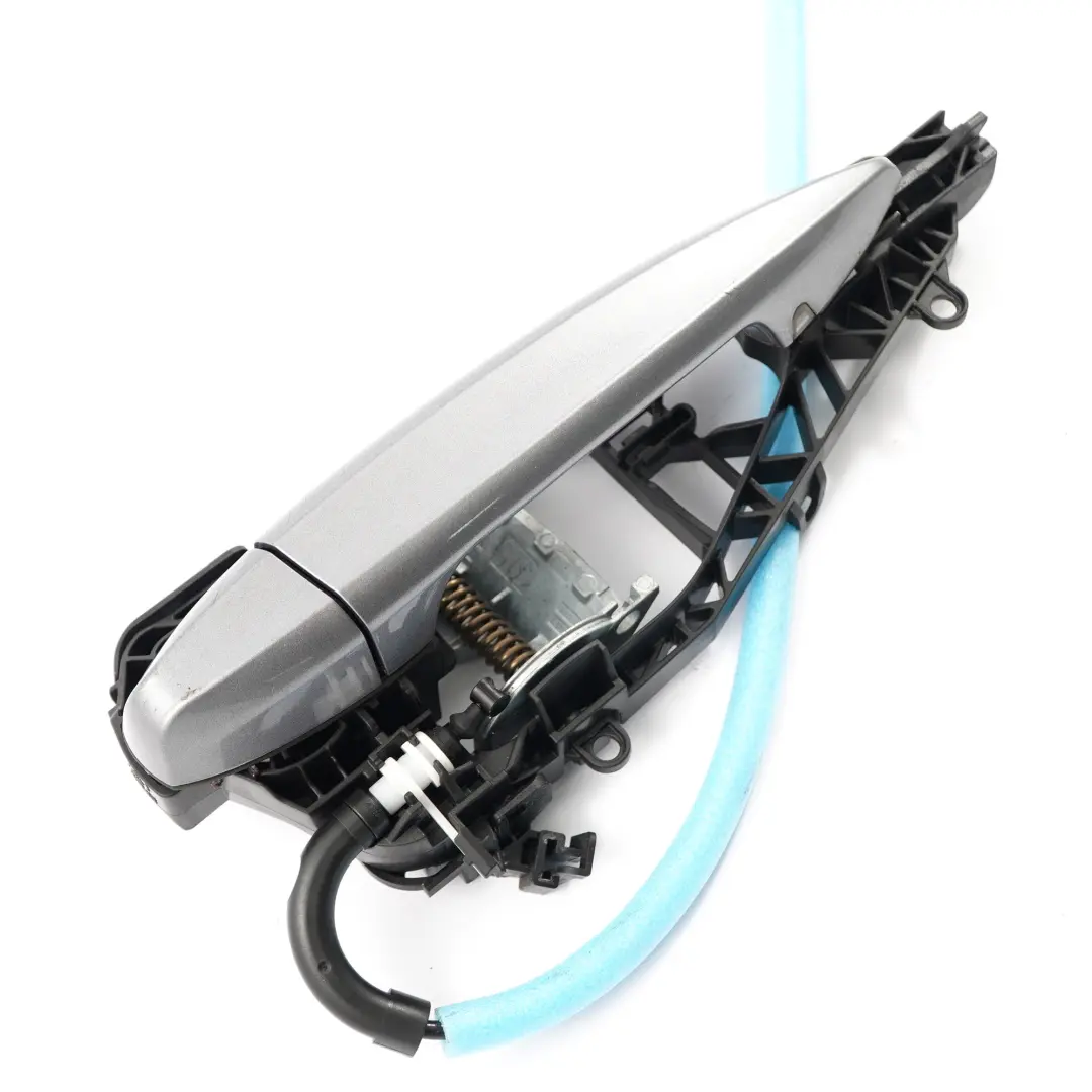 Poignée Porte Arrière Droite Extérieur Gris Espace Métallique A52 pour BMW X5 F15 à propos du numéro de pièce 7328103 BMW X5 F15 Poignée Porte Arrière Droite Extérieur Gris Espace Métallique A52 - SKU 7328103-SCG - Numéro de pièce 7328103