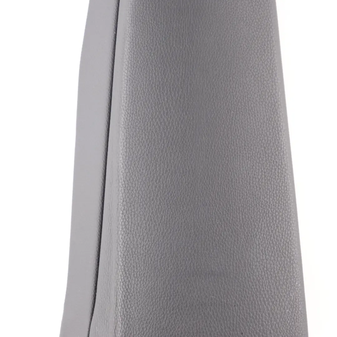 Panel Lateral Asiento Trasero Izquierdo Embellecedor Acabado Cuero Negro para BMW F33 con número de pieza 7328471 BMW F33 Panel Lateral Asiento Trasero Izquierdo Embellecedor Acabado Cuero Negro - SKU 7328471 - Número de pieza 7328471