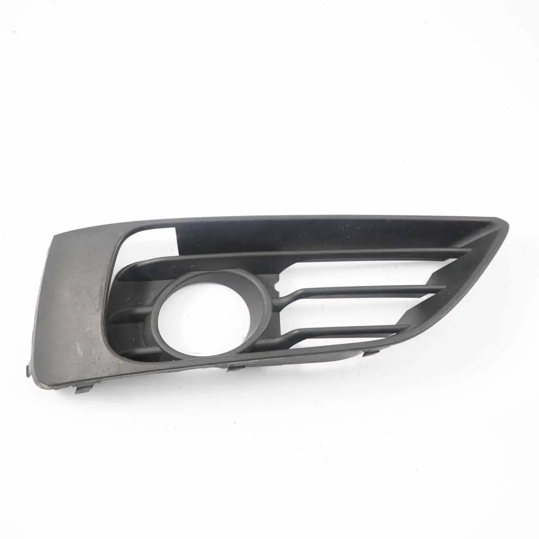 Bumper Grid Front Right O/S Fog Lamp Grid Covering Panel to BMW F45 F46 with Part number 7328682 BMW F45 F46 Bumper Grid Front Right O/S Fog Lamp Grid Covering Panel - SKU 7328682 - Part number 7328682