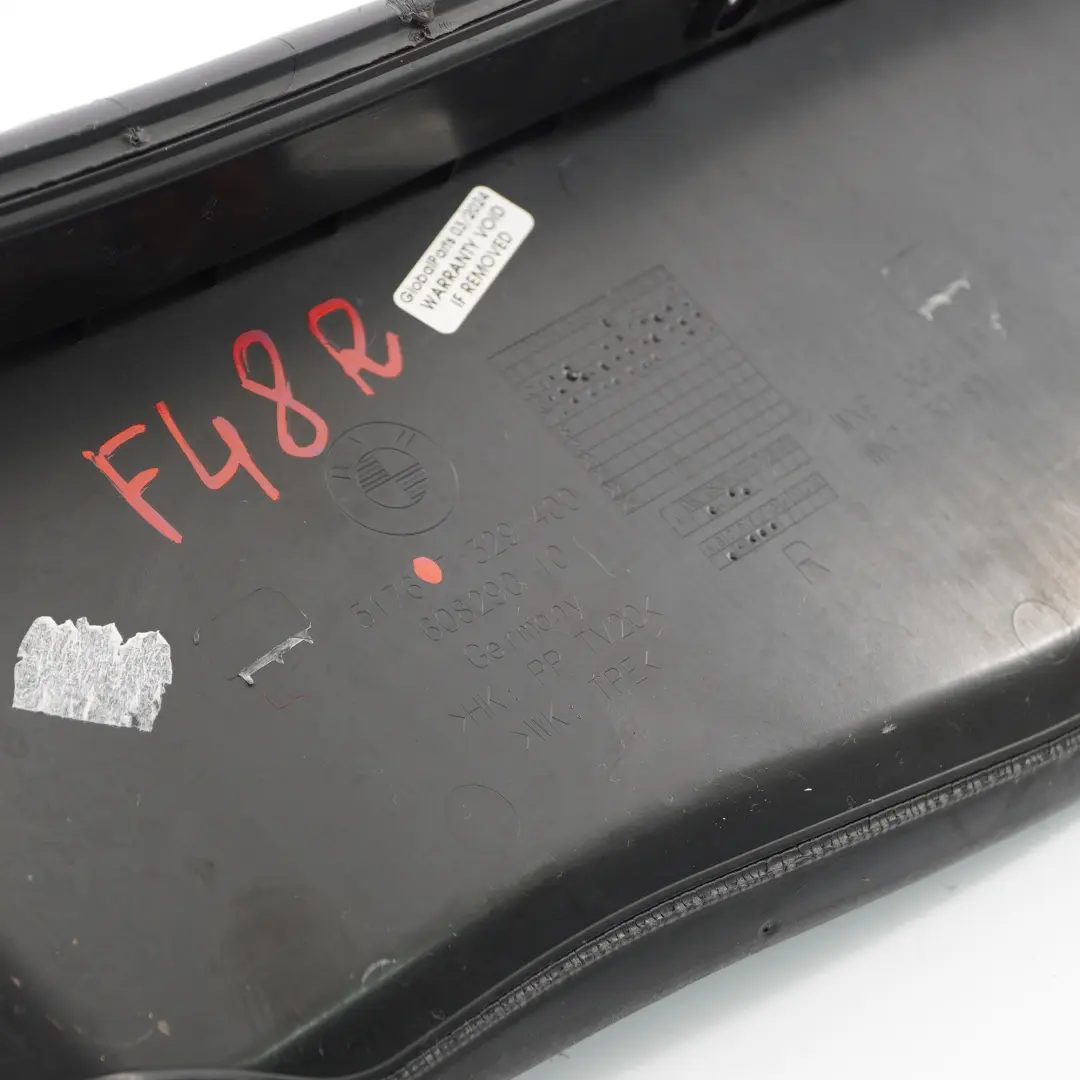 Guarnizione pannello laterale cofano superiore destro tenuta per BMW X1 F48 con numero di parte 7329400 BMW X1 F48 Guarnizione pannello laterale cofano superiore destro tenuta - SKU 7329400 - Numero di parte 7329400