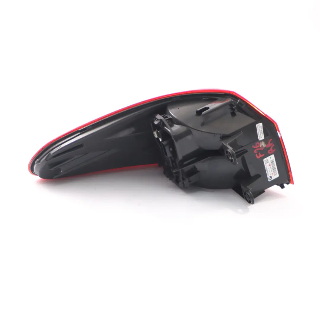 Feu Arrière Panneau Latéral Droit Feu Arrière pour BMW X4 F26 à propos du numéro de pièce 7331280 BMW X4 F26 Feu Arrière Panneau Latéral Droit Feu Arrière - SKU 7331280 - Numéro de pièce 7331280