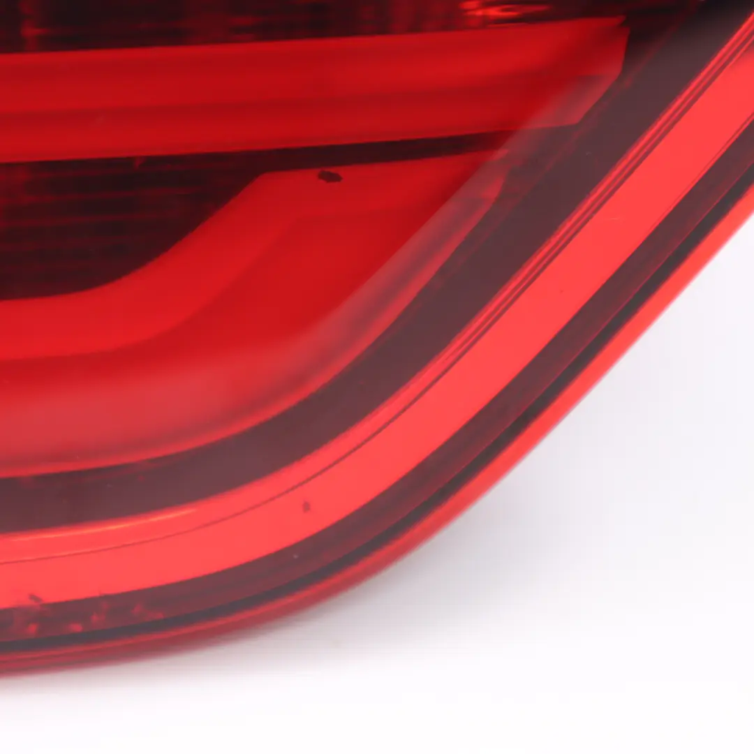 Luce posteriore portellone bagagliaio sinistro per BMW X4 F26 con numero di parte 7331283 BMW X4 F26 Luce posteriore portellone bagagliaio sinistro - SKU 7331283 - Numero di parte 7331283