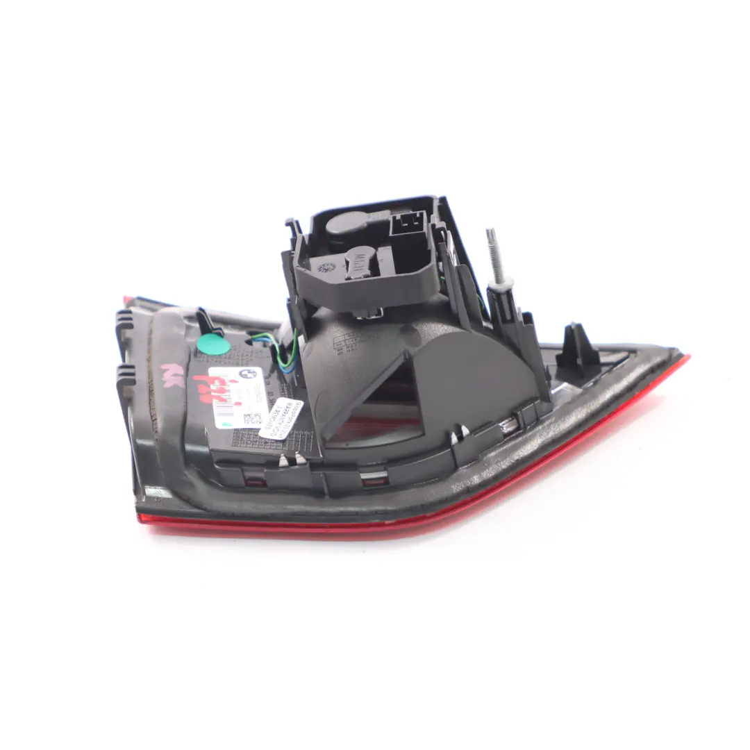 Luz Trasera Tapa Maletero Portón Trasero Derecha para BMW X4 F26 con número de pieza 7331284 BMW X4 F26 Luz Trasera Tapa Maletero Portón Trasero Derecha - SKU 7331284 - Número de pieza 7331284