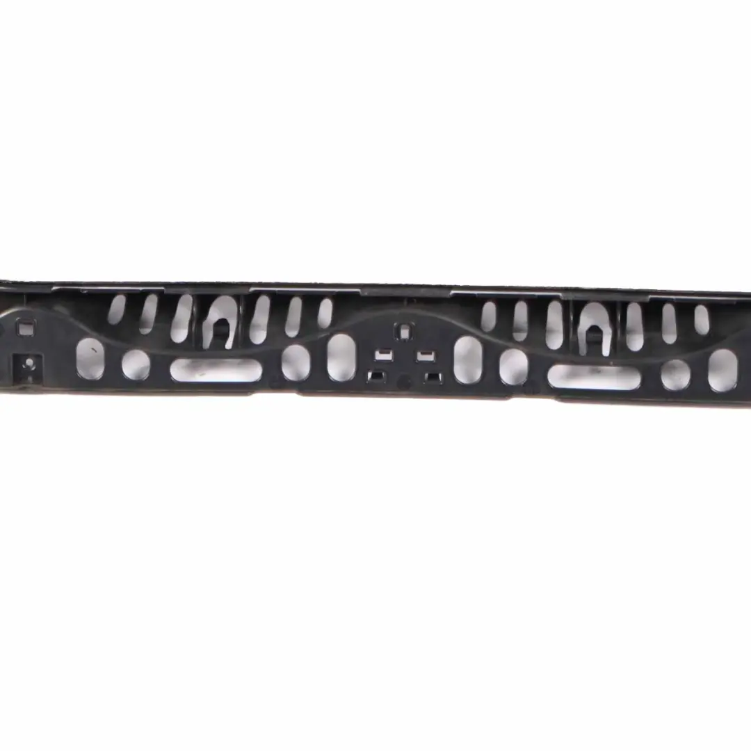 BMW F10 LCI Parachoques Trasero Guía Central Soporte Parachoques - SKU 7331600 - Número de pieza 7331600