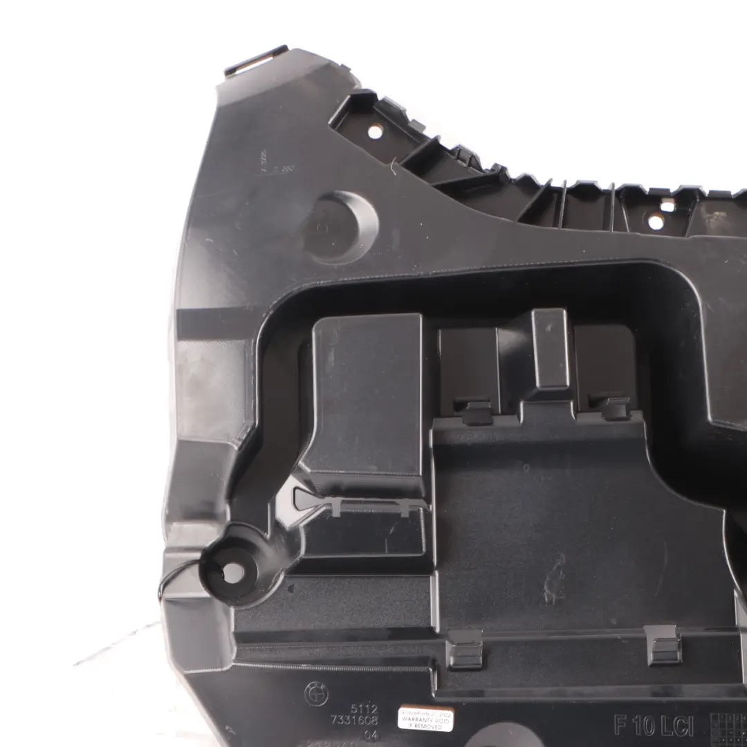 Parachoques trasero derecho Soporte de sujeción para BMW F10 LCI con número de pieza 7331608 BMW F10 LCI Parachoques trasero derecho Soporte de sujeción - SKU 7331608 - Número de pieza 7331608