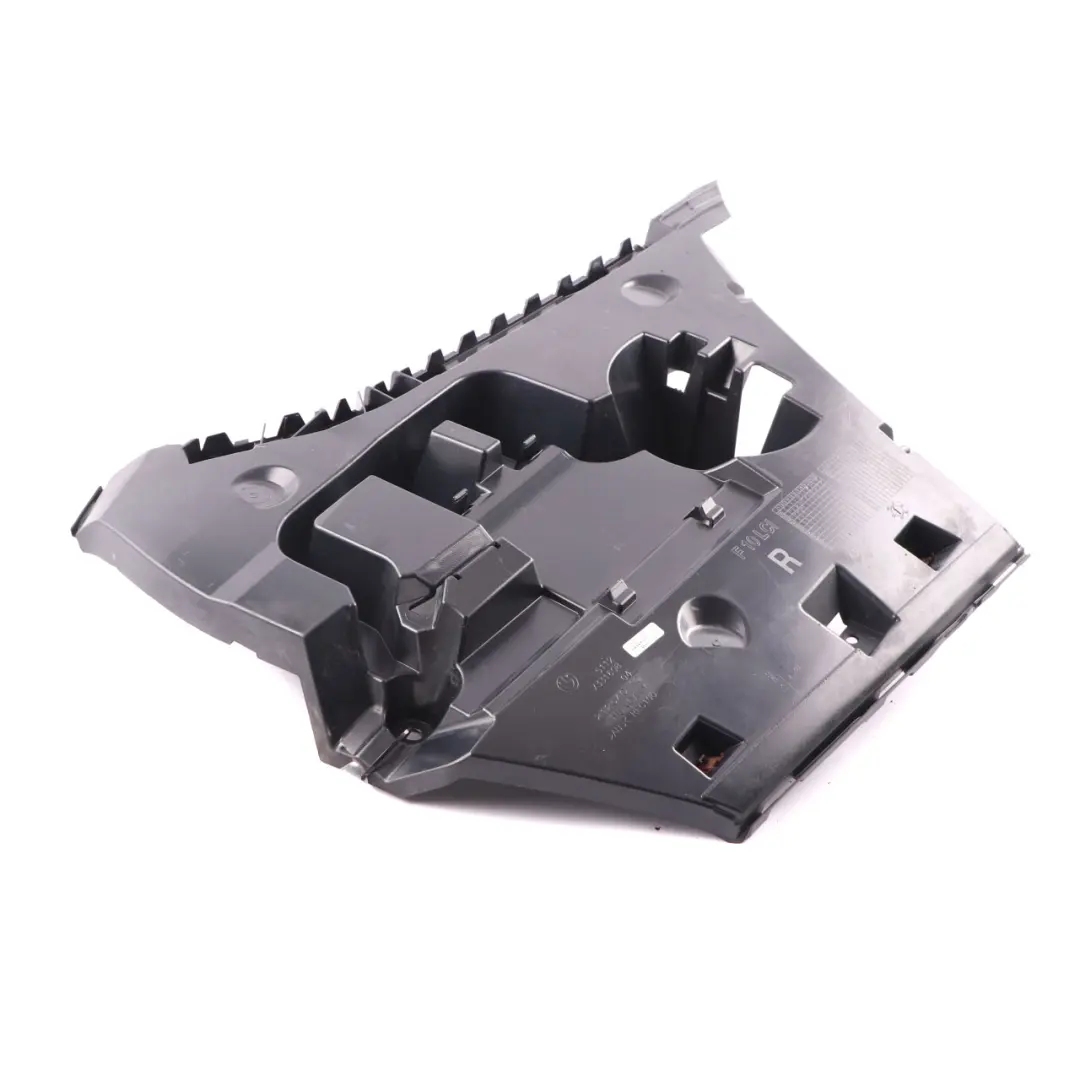 Supporto paraurti posteriore destro per BMW F10 LCI con numero di parte 7331608 BMW F10 LCI Supporto paraurti posteriore destro - SKU 7331608 - Numero di parte 7331608