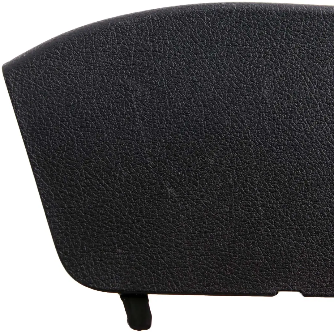 BMW F45 Embellecedor Tapa Maletero Trasero Izquierdo Negro - SKU 7332355 - Número de pieza 7332355