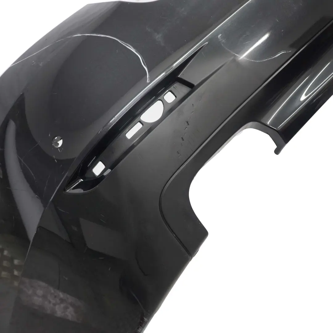 Zderzak Tylny Tył Black Sapphire do BMW F10 LCI o numerze 7332764 BMW F10 LCI Zderzak Tylny Tył Black Sapphire - SKU 7332764-BS - Numer Części 7332764