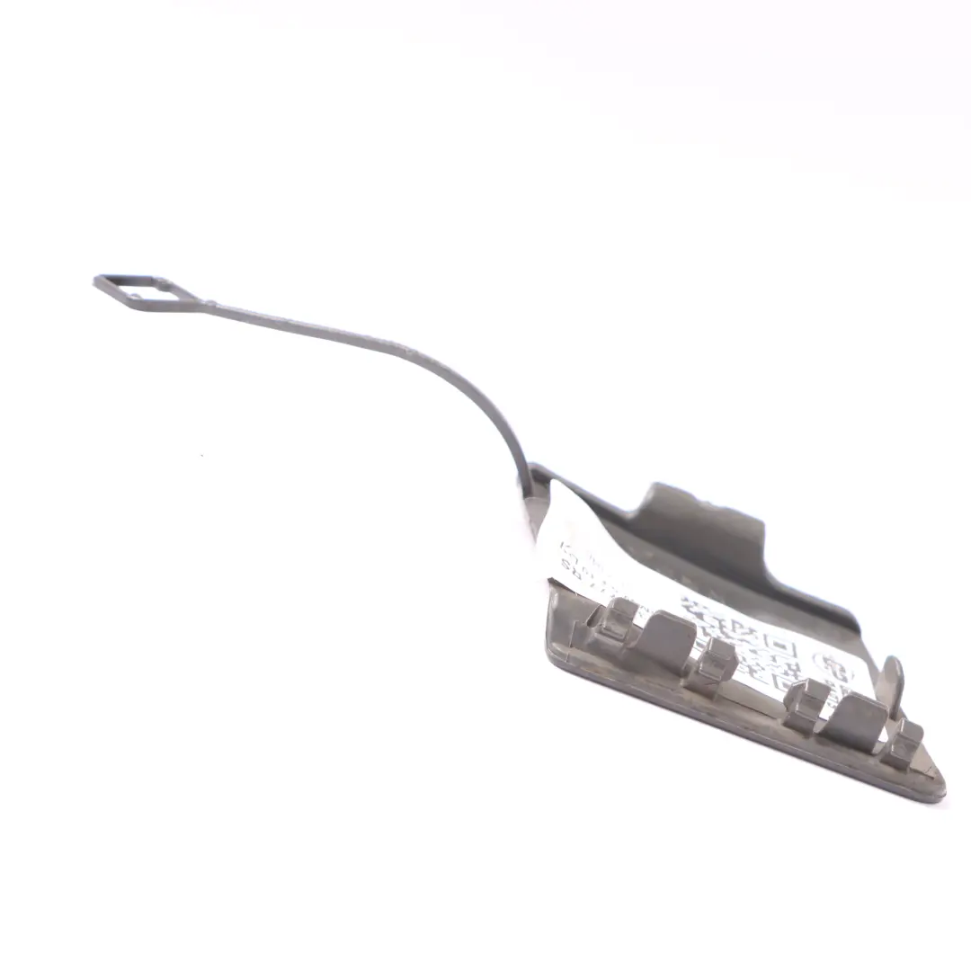 Ojo Remolque Tapa Parachoques Trasero Flap Negro Zafiro Metálico para BMW F10 con número de pieza 7332777 BMW F10 Ojo Remolque Tapa Parachoques Trasero Flap Negro Zafiro Metálico - SKU 7332777-BS - Número de pieza 7332777