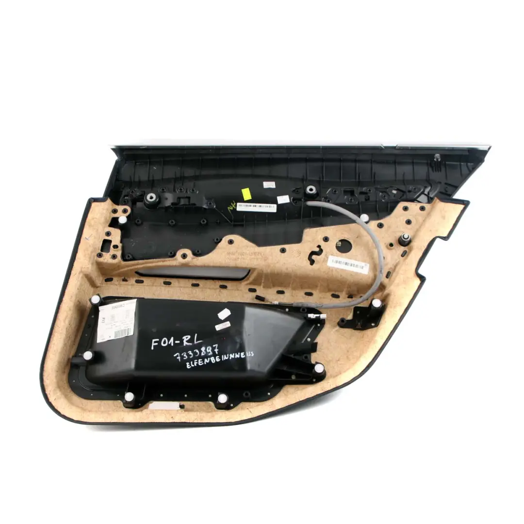 Pannello Rivestimento Posteriore Scheda Porta Dakota Avorio Bianco per BMW F01 LCI con numero di parte 7332897 BMW F01 LCI Pannello Rivestimento Posteriore Scheda Porta Dakota Avorio Bianco - SKU 7332897 - Numero di parte 7332897