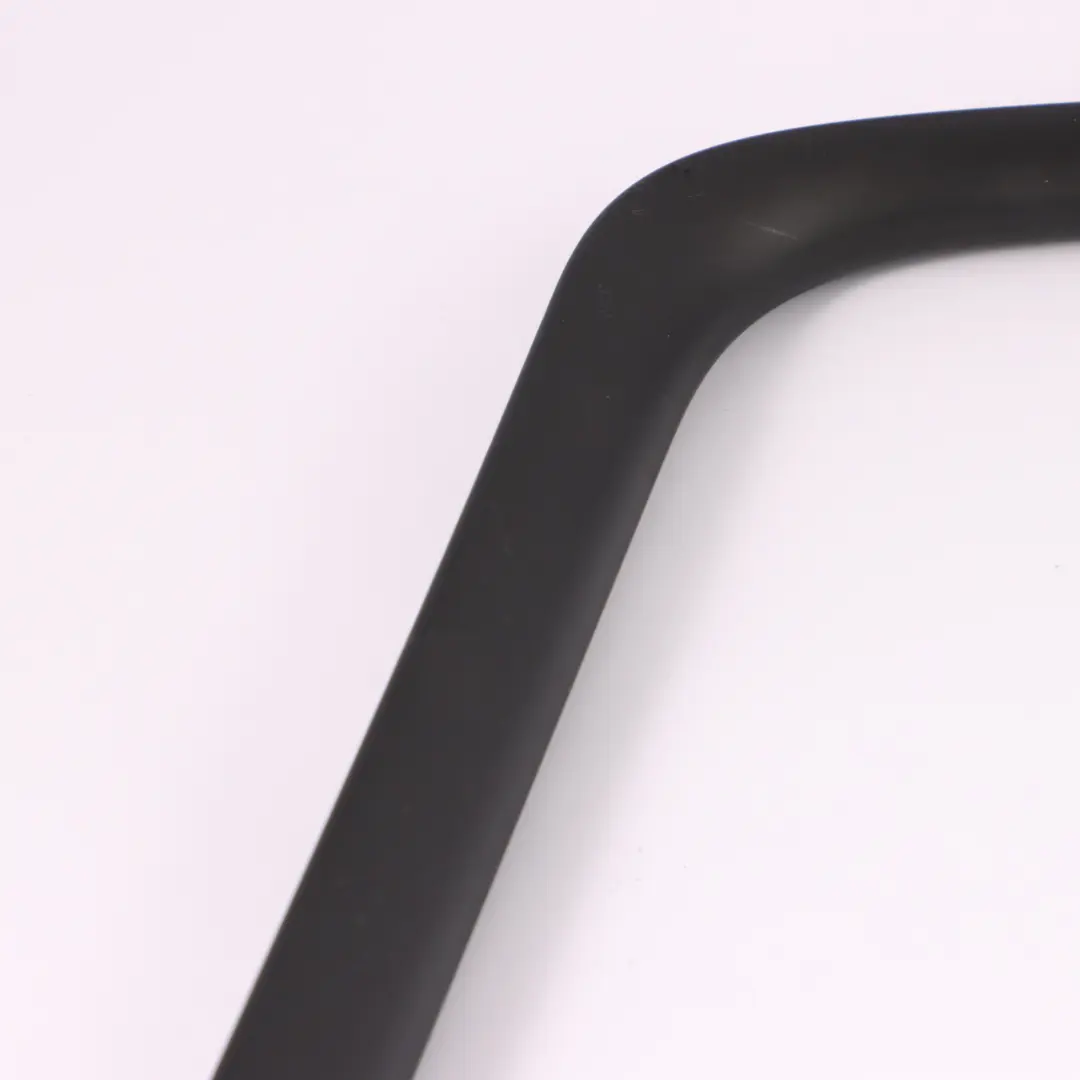 Copertura telaio finestrino porta posteriore sinistra per BMW F46 con numero di parte 7332983 BMW F46 Copertura telaio finestrino porta posteriore sinistra - SKU 7332983 - Numero di parte 7332983