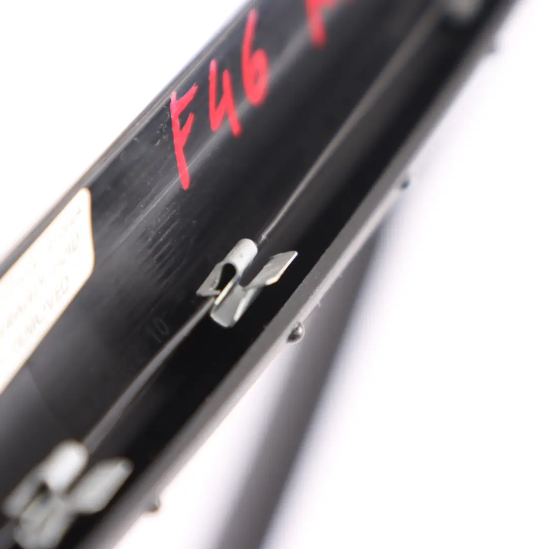 Cadre de Fenêtre Couvercle Porte Arrière Droite pour BMW F46 à propos du numéro de pièce 7332984 BMW F46 Cadre de Fenêtre Couvercle Porte Arrière Droite - SKU 7332984 - Numéro de pièce 7332984