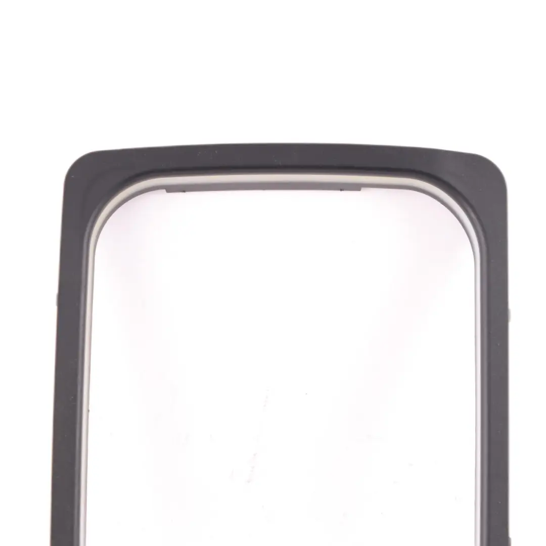 Charging Lamp BMW i3 I01 Hybrid Electric Trim Flap Light Port Socket to with Part number 7334639 Charging Lamp BMW i3 I01 Hybrid Electric Trim Flap Light Port Socket - SKU 7334639 - Part number 7334639