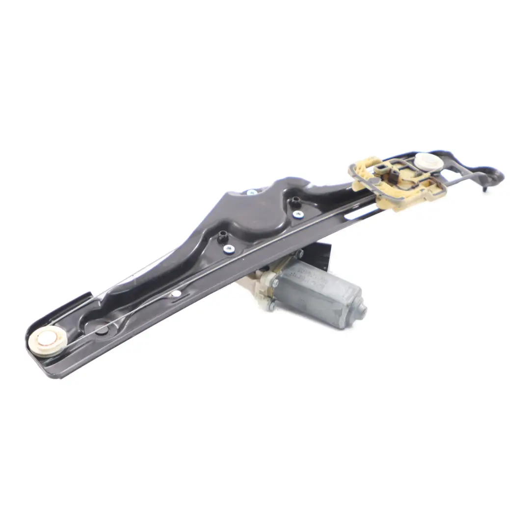 Podnośnik Regulator Szyby Drzwi Tył Lewy Z Silnikiem do BMW X4 F26 o numerze 7335601 BMW X4 F26 Podnośnik Regulator Szyby Drzwi Tył Lewy Z Silnikiem - SKU 7335601 - Numer Części 7335601