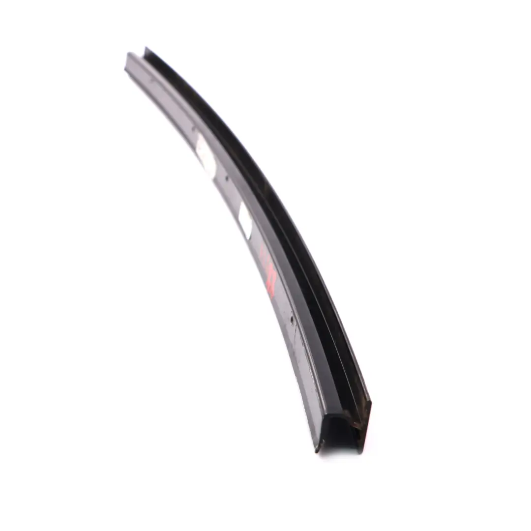 Window Guide Web Cover Rear Door Right O/S Strip High Gloss to BMW X4 F26 with Part number 7335618 BMW X4 F26 Window Guide Web Cover Rear Door Right O/S Strip High Gloss - SKU 7335618 - Part number 7335618