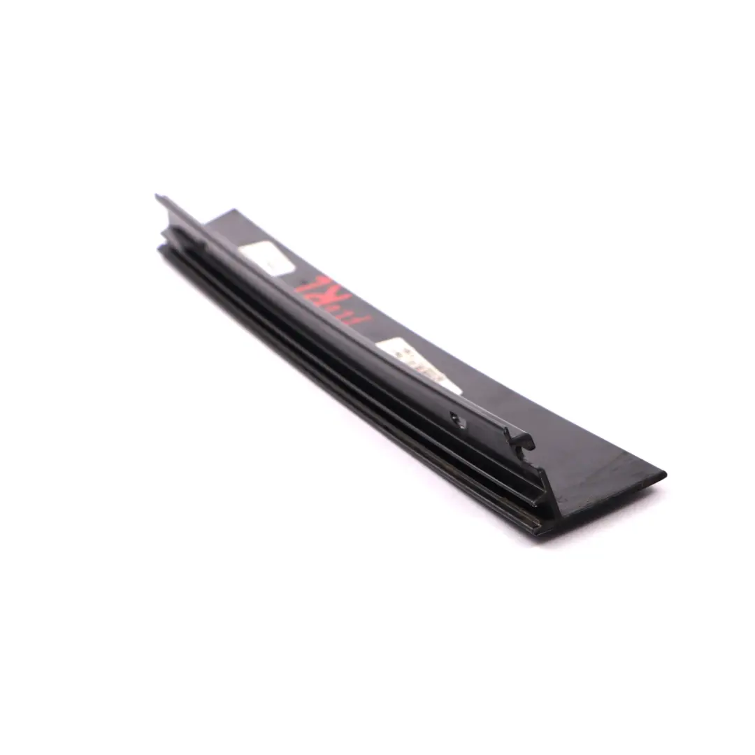 BMW X4 F26 Window Guide Rear Left N/S C-Pillar Trim Strip High Gloss - SKU 7335673 - Part number 7335673