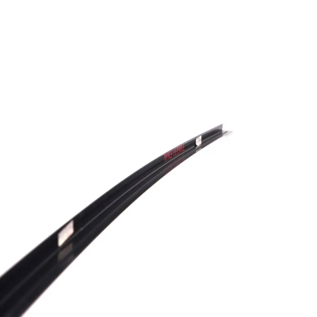 Bandeau fenêtre Cadre porte arrière gauche Garniture brillance pour BMW F26 à propos du numéro de pièce 7335677 BMW F26 Bandeau fenêtre Cadre porte arrière gauche Garniture brillance - SKU 7335677 - Numéro de pièce 7335677