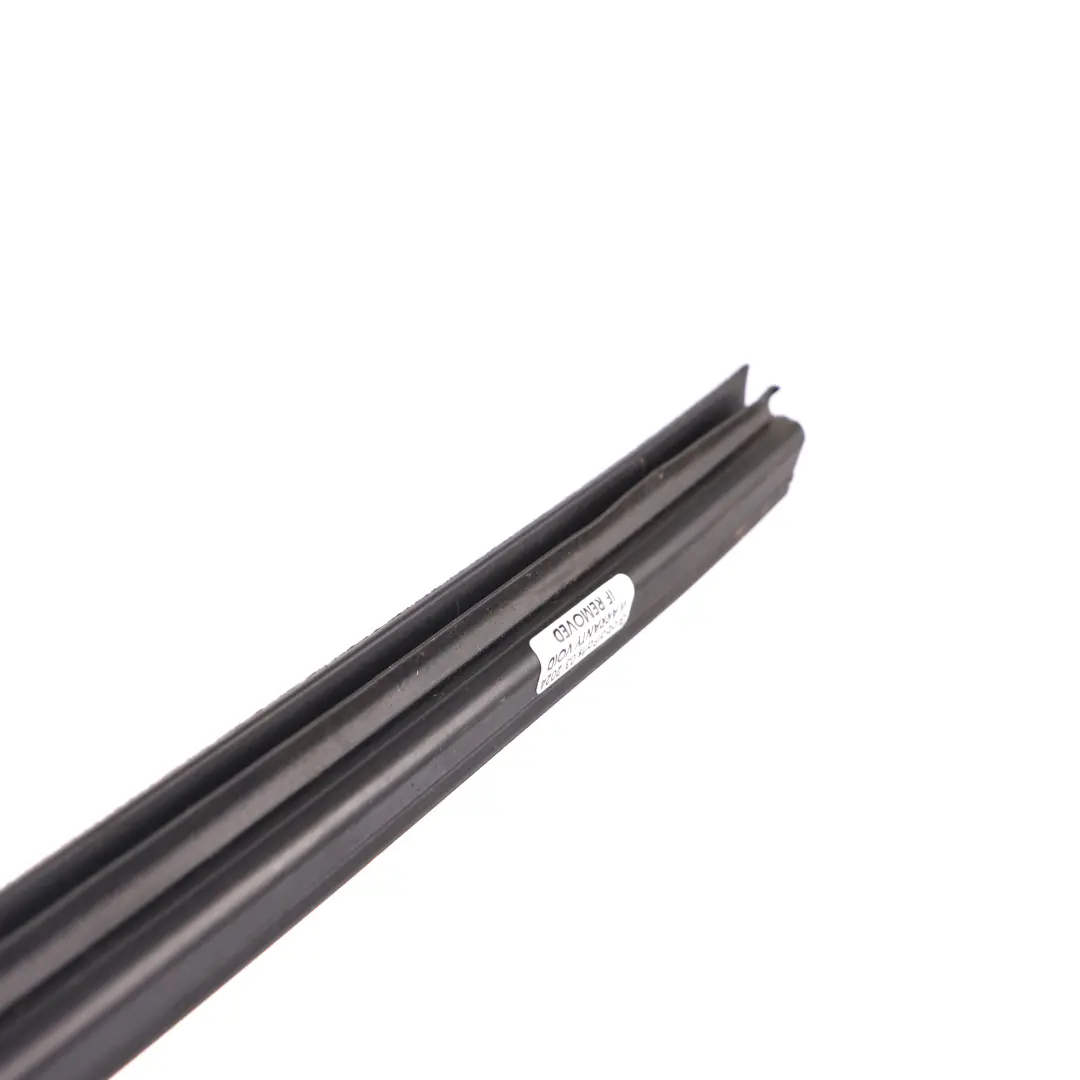 Inner Seal Door Rear Right O/S Gasket Strip Sealing Channel to BMW X4 F26 with Part number 7335696 BMW X4 F26 Inner Seal Door Rear Right O/S Gasket Strip Sealing Channel - SKU 7335696 - Part number 7335696