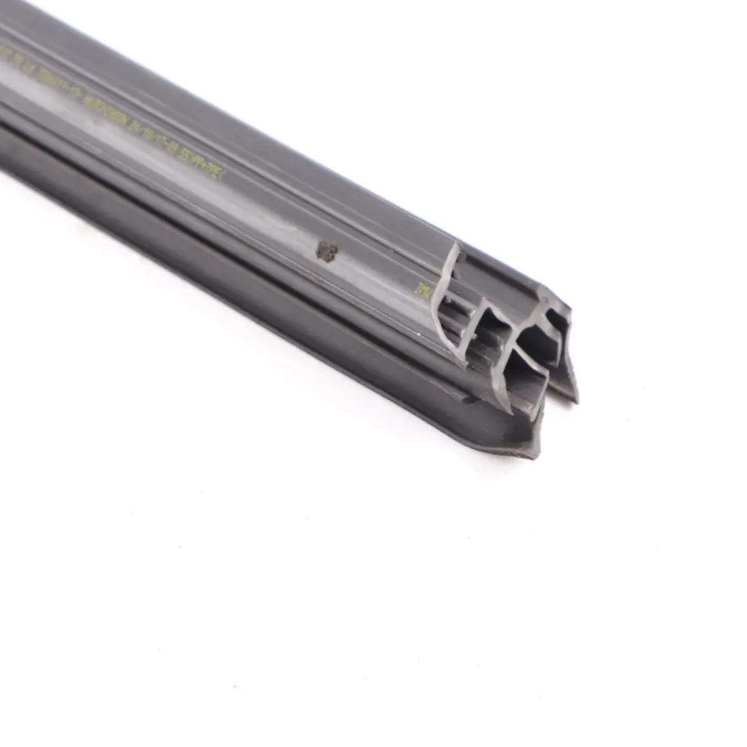 BMW 7 er F01 F02 Türsiegel Dichtung Fenster Innere Vorne Links 7178003 - SKU 7336011 - Teilenummer 7336011