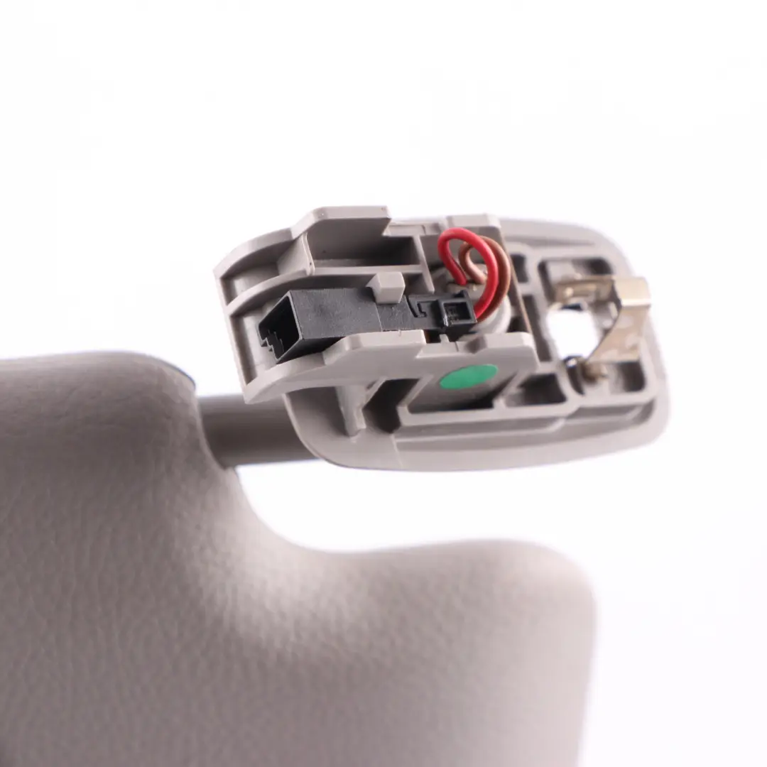 Parasol Espejo Panel Derecho Everestgrau para BMW F40 F45 con número de pieza 7336258 BMW F40 F45 Parasol Espejo Panel Derecho Everestgrau - SKU 7336258-2 - Número de pieza 7336258