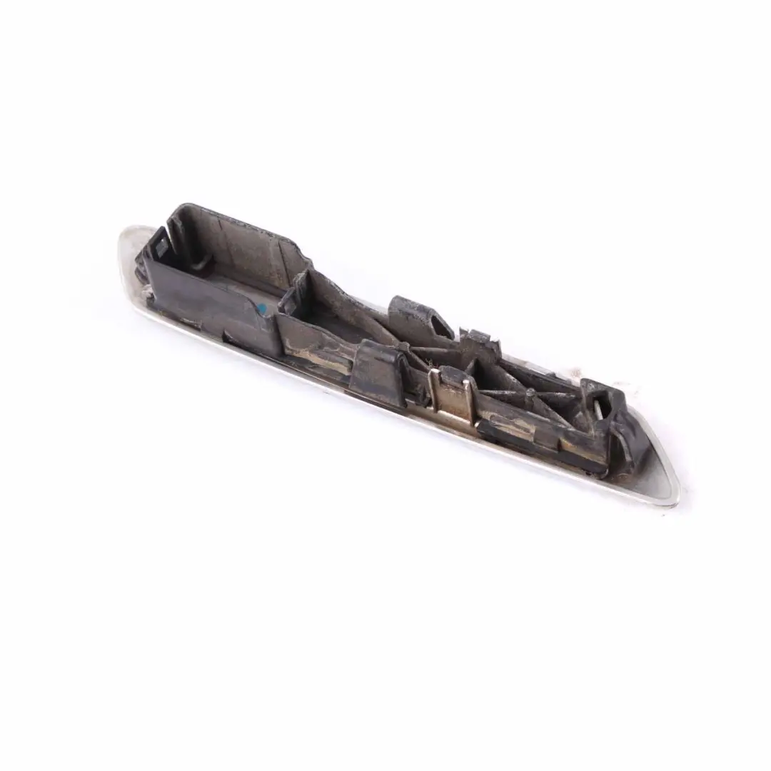  Panel Lateral BMW F10 F11 LCI Delantero Derecho Cromo - SKU 7336646 - Número de pieza 7336646