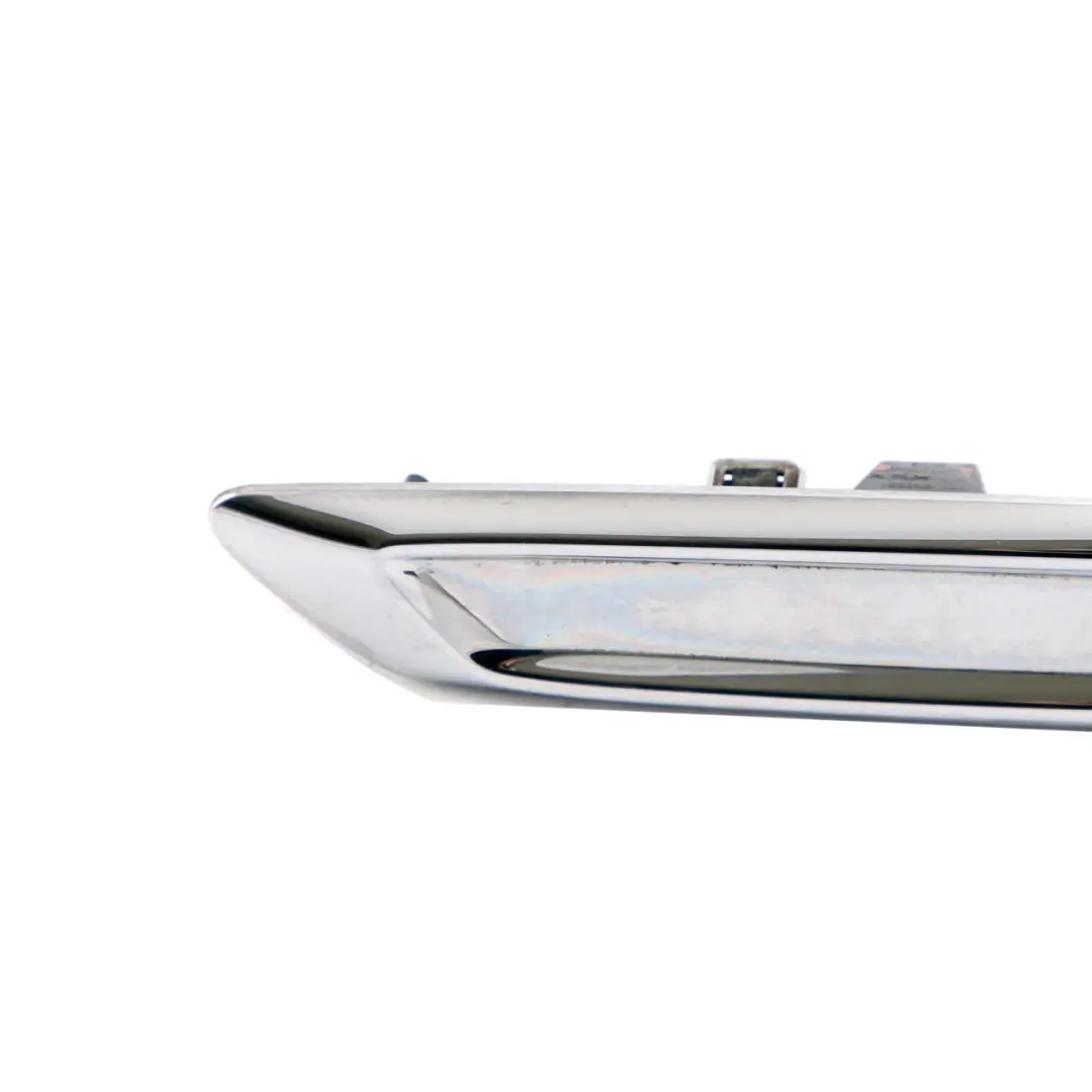 Endstück Seite Platte Vorderseite Links Chrom für BMW F10 F11 LCI mit Teilenummer 7336647 BMW F10 F11 LCI Endstück Seite Platte Vorderseite Links Chrom - SKU 7336647 - Teilenummer 7336647