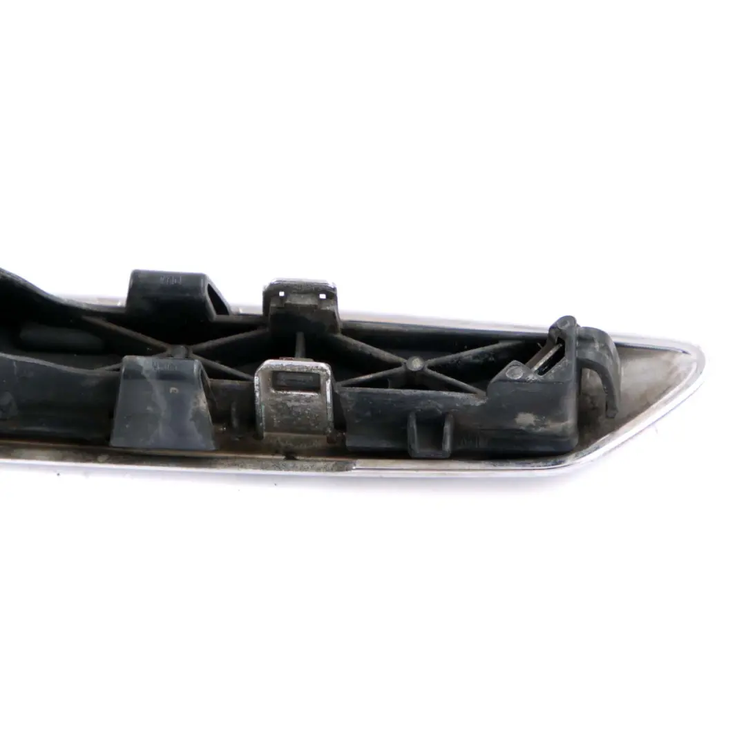 Finisseur Côté Panneau Panneau avant Gauche Chromé pour BMW F10 F11 LCI à propos du numéro de pièce 7336647 BMW F10 F11 LCI Finisseur Côté Panneau Panneau avant Gauche Chromé - SKU 7336647 - Numéro de pièce 7336647