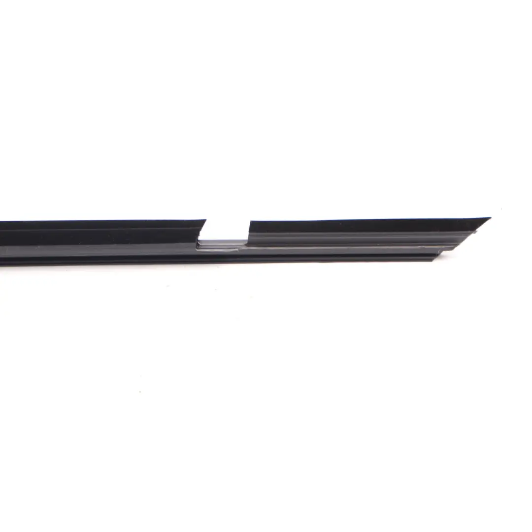  Guarnizione finestrino BMW G30 G31 interno posteriore sinistro Striscia - SKU 7336983 - Numero di parte 7336983