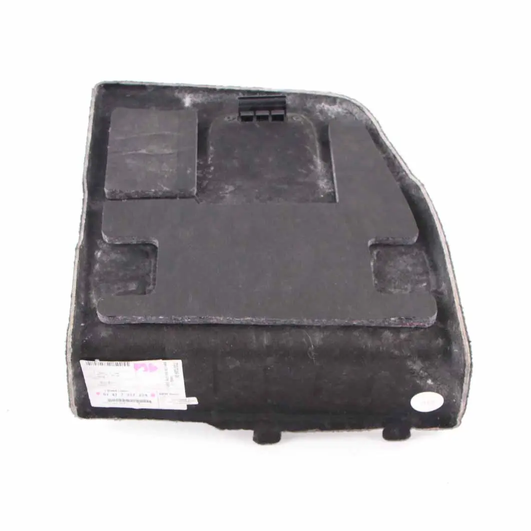 Coffre BMW F36 Panneau recouvrement de coffre gauche Luggage Anthracite pour à propos du numéro de pièce 7337229 Coffre BMW F36 Panneau recouvrement de coffre gauche Luggage Anthracite - SKU 7337229 - Numéro de pièce 7337229